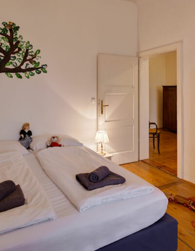 Schloss-Hollenburg_The-wonderful-white_Kinderzimmer_Foto-Marc-Lins_web
